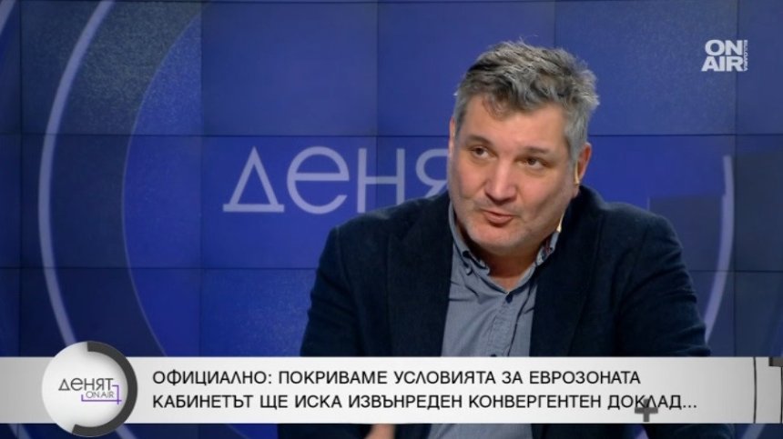 Георги Ганев: Свръхемоцията на "Възраждане" е отражение на агресия и слабост