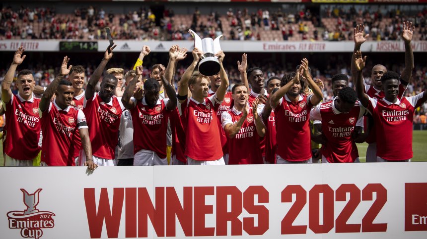 "Арсенал" триумфира с "Емирейтс Къп" след размазващото 6:0 срещу "Севиля"