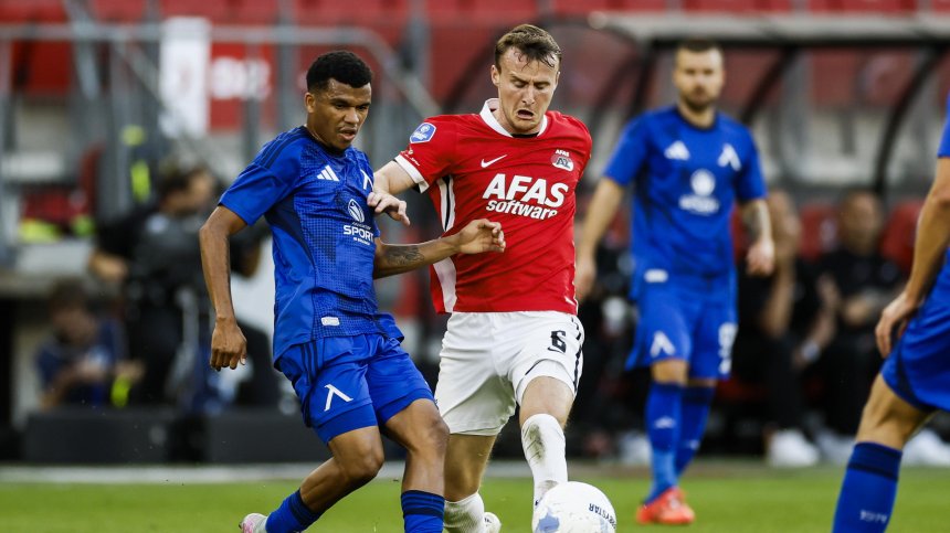 "Левски" претърпя тежко поражение с 1:4 в Нидерландия и отпадна от евротурнирите