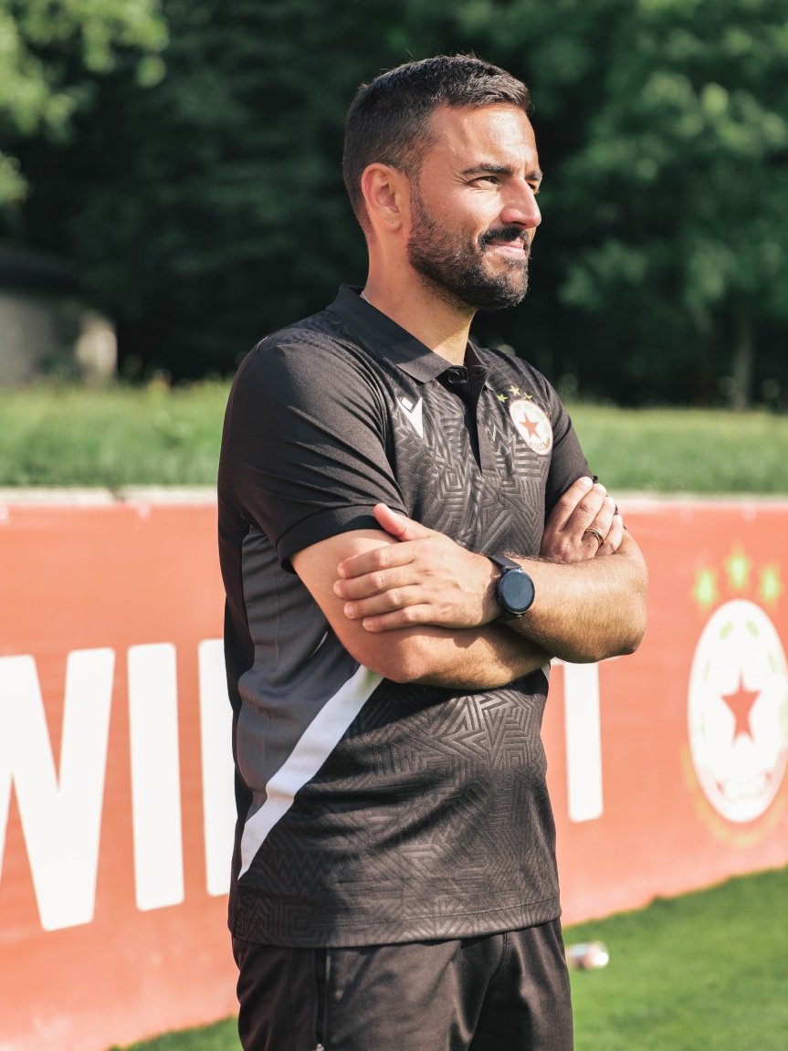 Български треньор влиза в щаба на Нестор Ел Маестро в ЦСКА