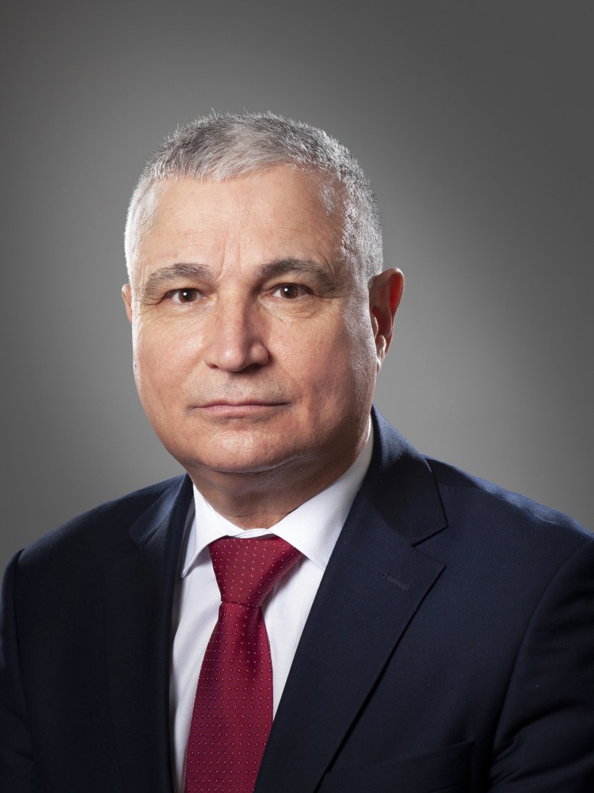 Радев назначи Пламен Славов за свой секретар по духовност и култура