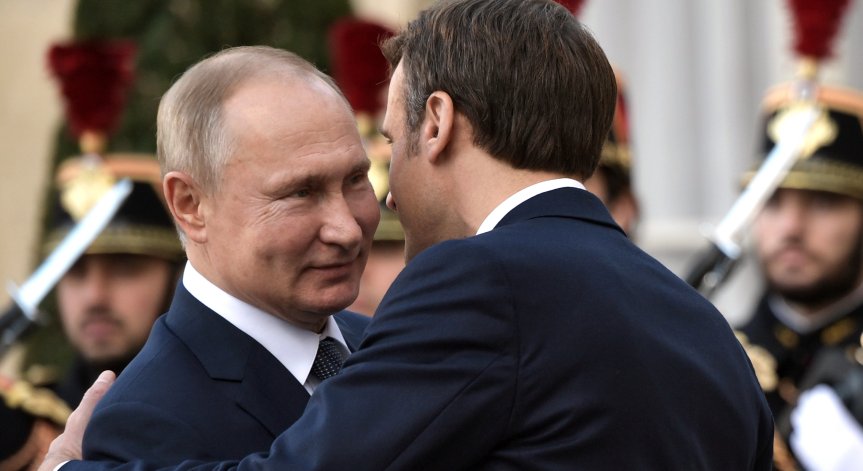 Путин и Макрон си дадоха акъл по отношение на Украйна в телефонен разговор