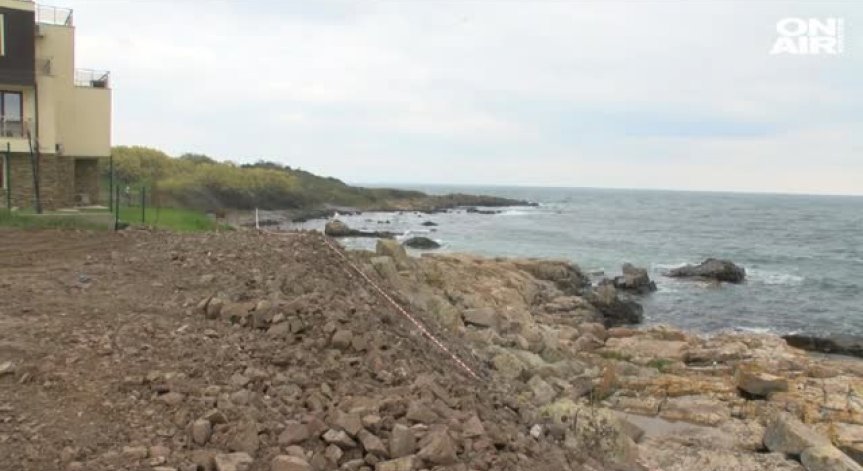 Засипаха скалите в м-т 