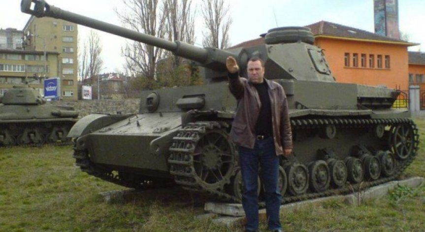 Още един министерски служител си отива 