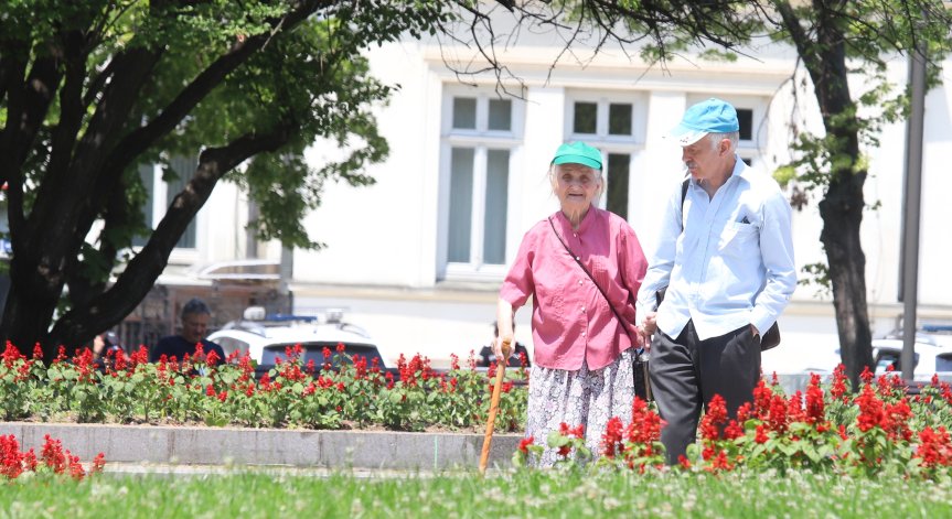 Започва изплащането на януарските пенсии и добавките
