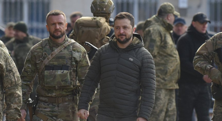 Зеленски: Ожесточени боеве в Донецк, Русия иска да повтори февруари 2022 г.