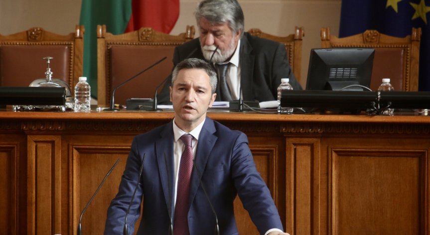 Вигенин: Щяха да ни гонят със сопи, а вече дори не предизвикваме омраза