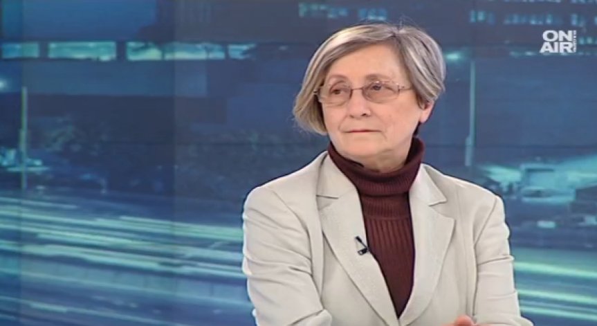 Липсата на вяра ни тласка към самоунищожение, предупреди Нешка Робева