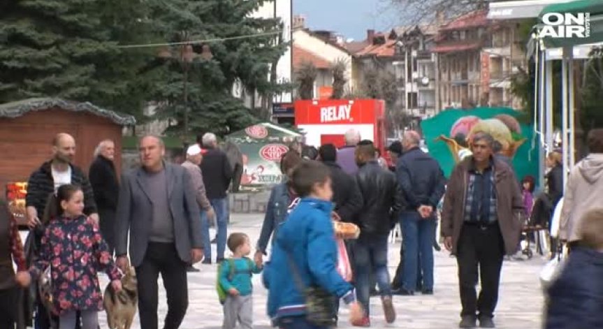 Почивните дни за Великден напълниха родните курорти