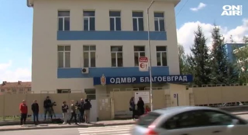 Четирима от осъдените полицаи по делото 