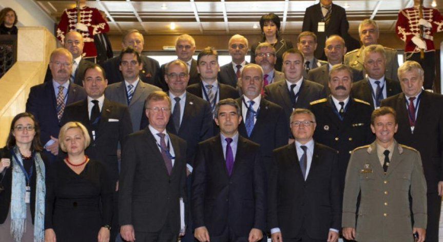 Бизнесът ще участва във военните проекти: Шаламанов