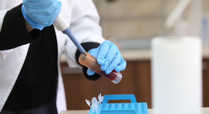 Иран разработва собствена Ковид ваксина