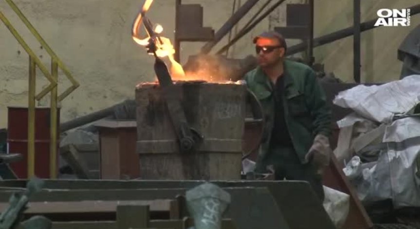 Българският бизнес плаща най-скъп ток в Европа