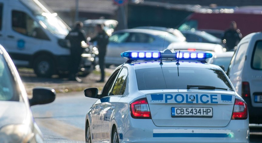 Задържан ее 52-годишен мъж.