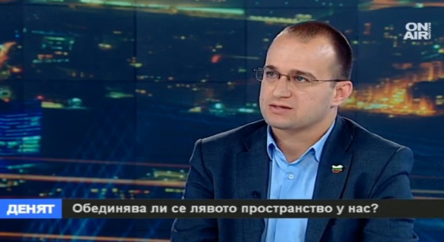 Политиката се дели на можещи и неможещи, а не на леви и десни