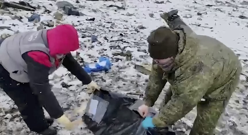 Русия предава на Украйна телата на загиналите с военния самолет Ил-76?