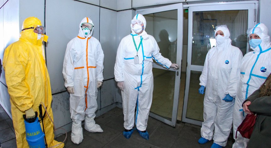 Неизбежен е ръстът на заразените с Ковид-19 през есента и зимата