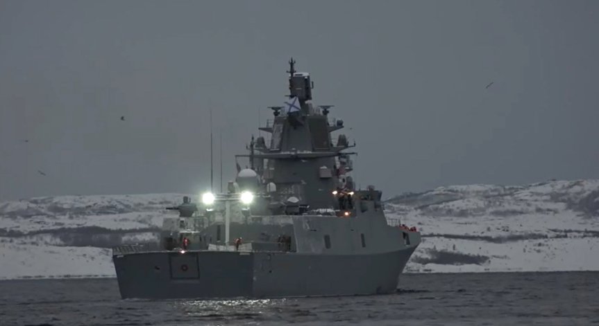 Руска фрегата с хиперзвукови ракети се включва в учения с Китай и ЮАР