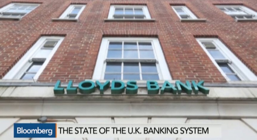 Lloyds ще раздава дивиденти за първи път от 2008 г.