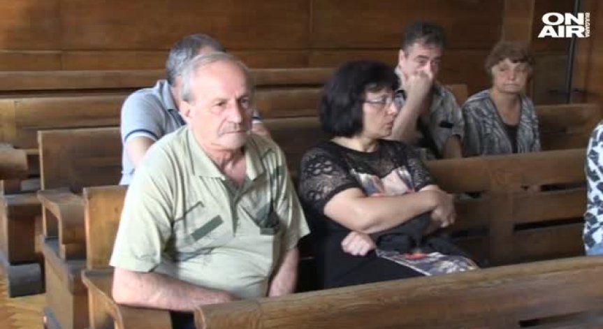 Възрастен мъж, бранил лозето си с пушка, е обвинен в умишлено убийство