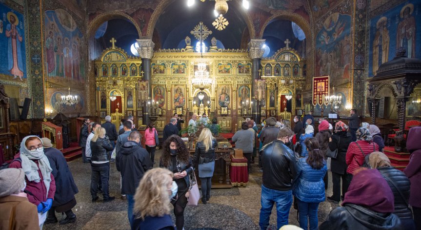 Църквата почита Свети Симеон Богоприемец и Анна пророчица