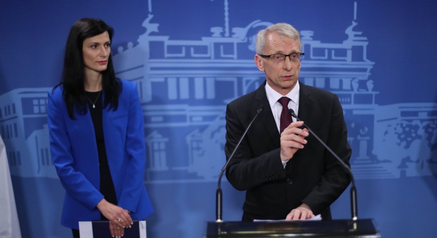 Денков и Габриел: Шенген е трудно извоювана, но заслужена победа за България