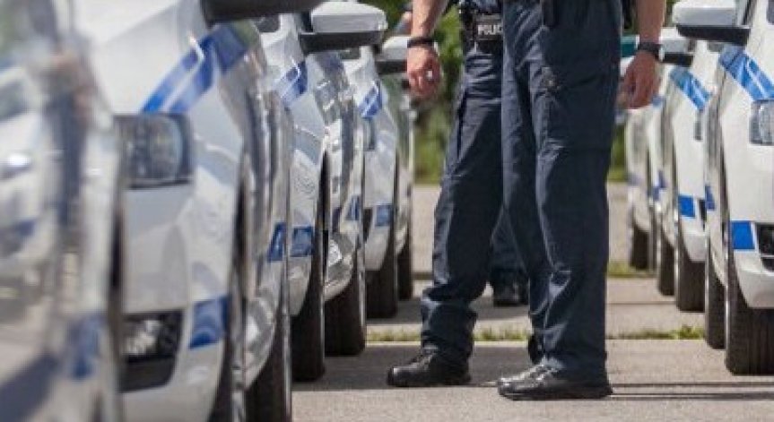 Присъда от 3 до 10 г. затвор грози нападателите, ако бъдат осъдени.
