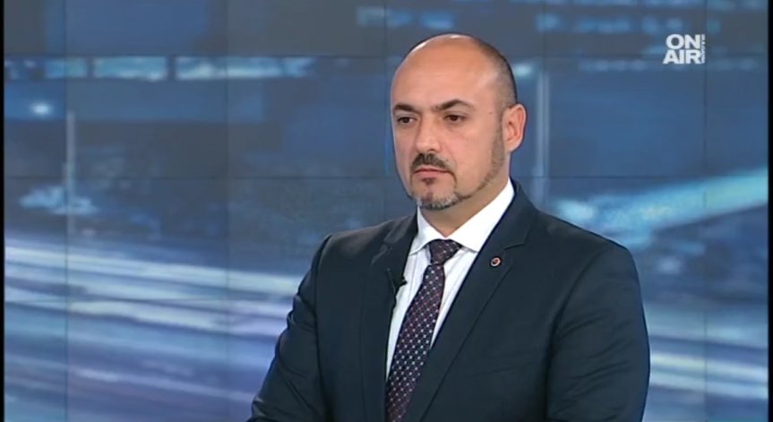 Патриот: Парламентът става заложник на фиксацията на Корнелия Нинова