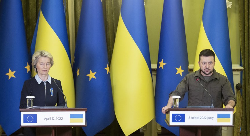 Фон дер Лайен: Русия е заплашена от разпадане, Украйна има европейско бъдеще