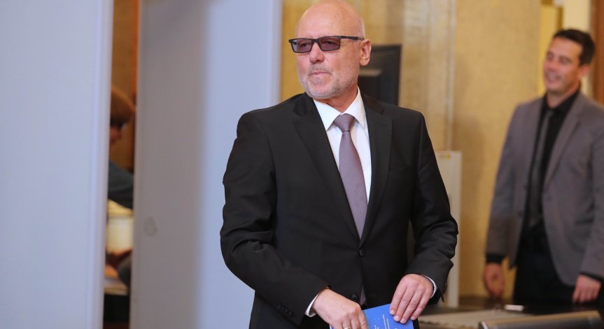 Тагарев: Ако е необходимо, ще използваме бившето военно летище в Добрич за отбрана и сигурност на страната