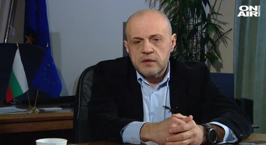 Томислав Дончев: Искрено се надявам Румен Радев да е силен и независим президент