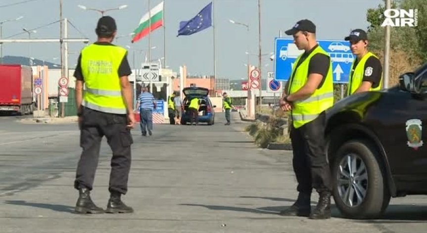 Освободиха задържаните за корупция митничари от Капитан Андреево