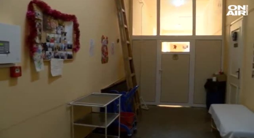 Искат спиране на настаняванията и свижданията в социалните домове