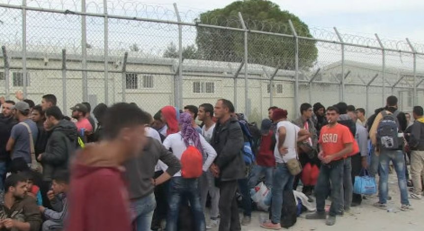 Двата hot spots в Гърция ще заработят до два месеца