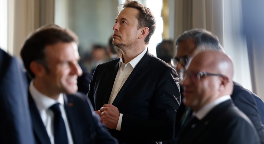 Обвиниха Мъск в търговия с вътрешна информация