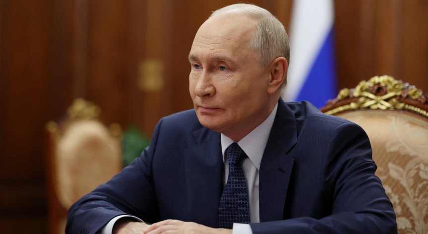 Русия призова дипломатите да напуснат Киев, заплаши с 