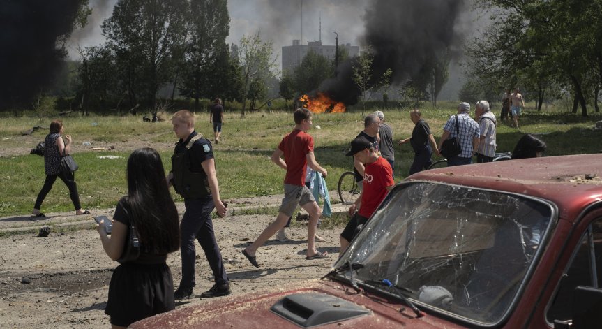 Експлозии в Киев и Одеса, обявиха въздушна тревога в половин Украйна