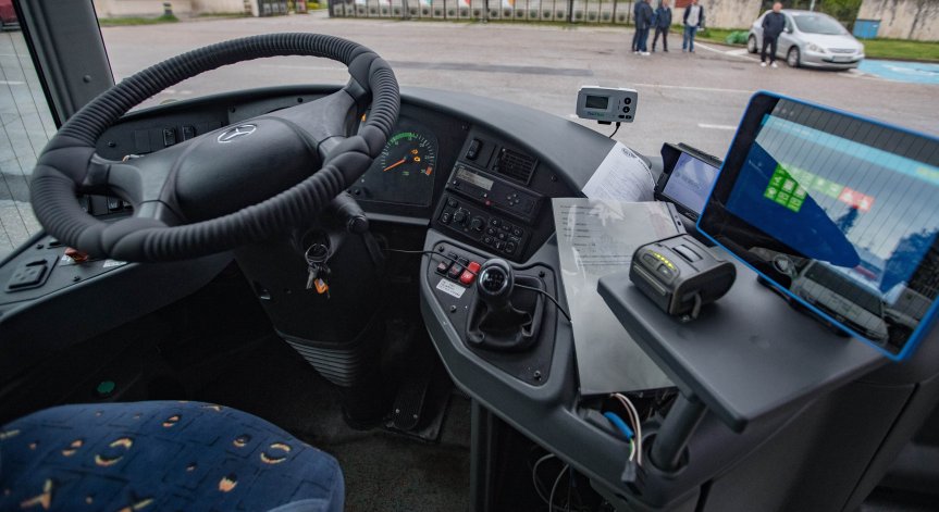 Петима души пострадаха при инцидент с автобус в София