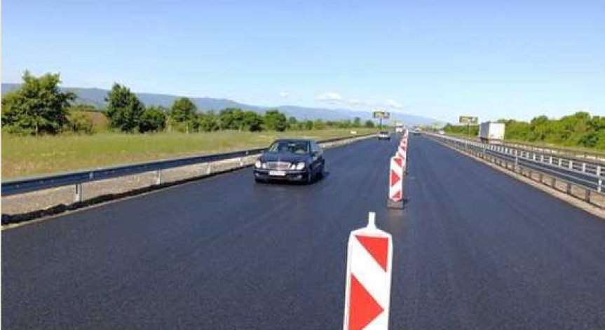 Веднага започва и ремонт на платното за столицата.