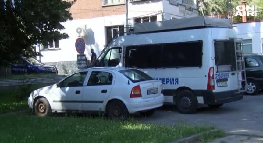 Прокуратурата с обвинения към задържаните при спецакцията в Севлиево