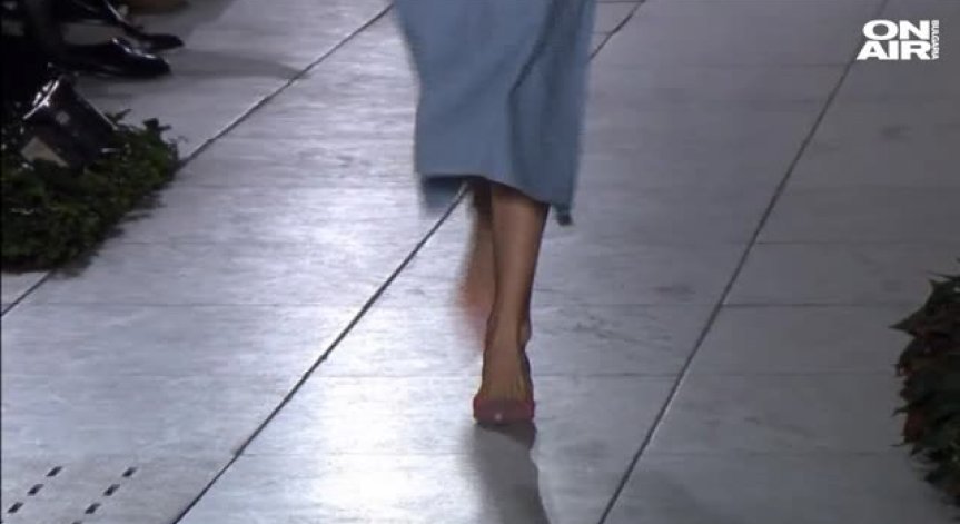 Каролина Херера представи своето Празненство на цветовете