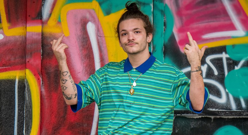 Съдия: Показването на среден пръст е основно човешко право, не е престъпление