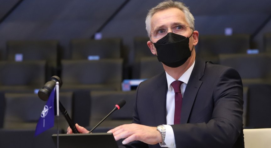 Столтенберг: Реториката на Путин за ядрените оръжия е 