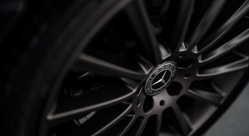 Mercedes-Benz работи над електромобил с 1200 км пробег