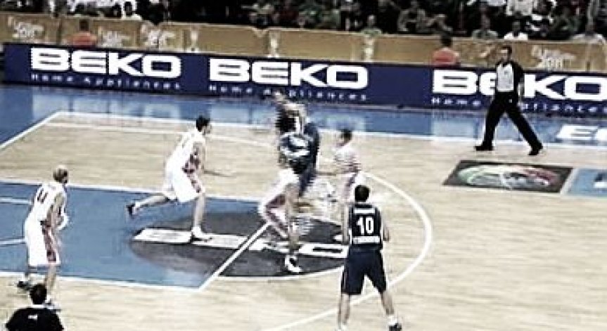 Русия на полуфинал в Евробаскет 2011