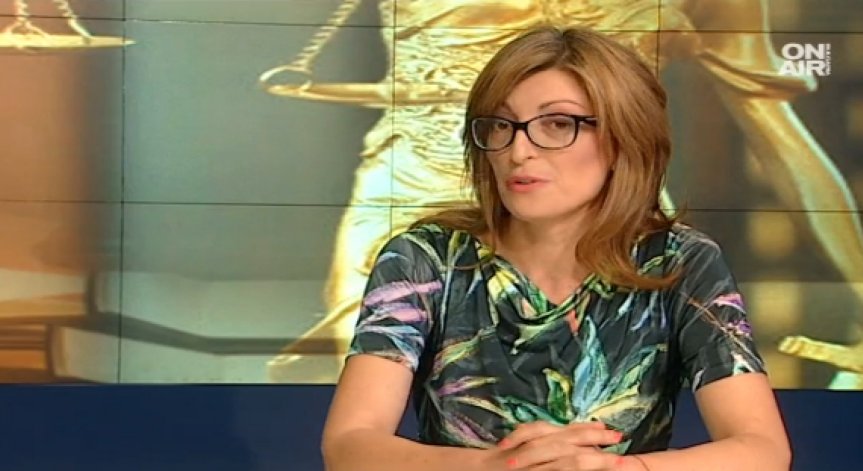 Захариева: Връщаме доверието в съдебната система с прилагане на новия закон