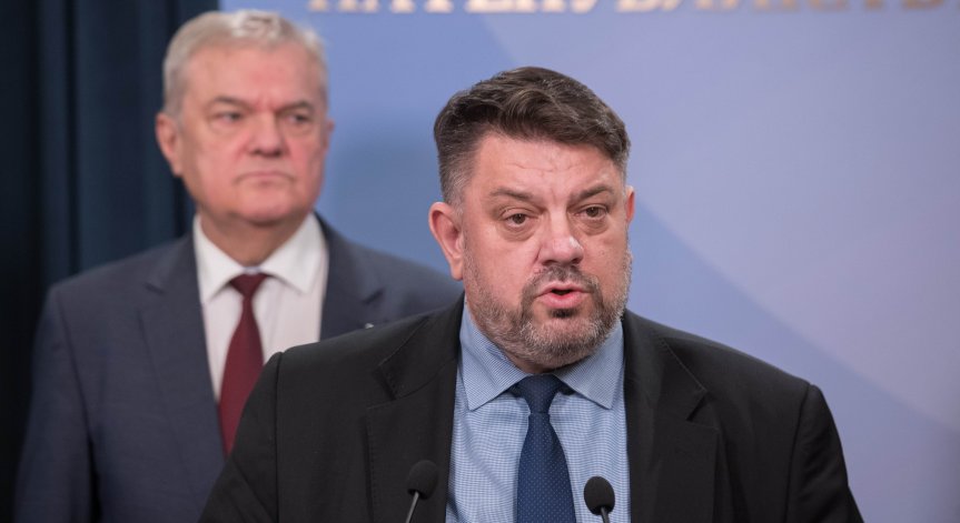 ''Важно е да има диалог'', заяви Зафиров.