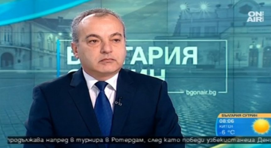 Радев назначи служебния министър Гълъб Донев за свой секретар