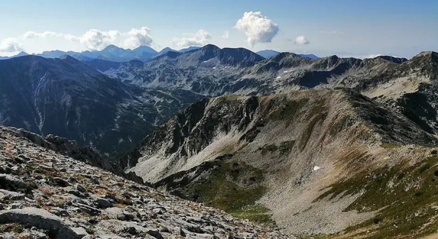 Жена изчезна в района на Банско, планински спасители я издирват