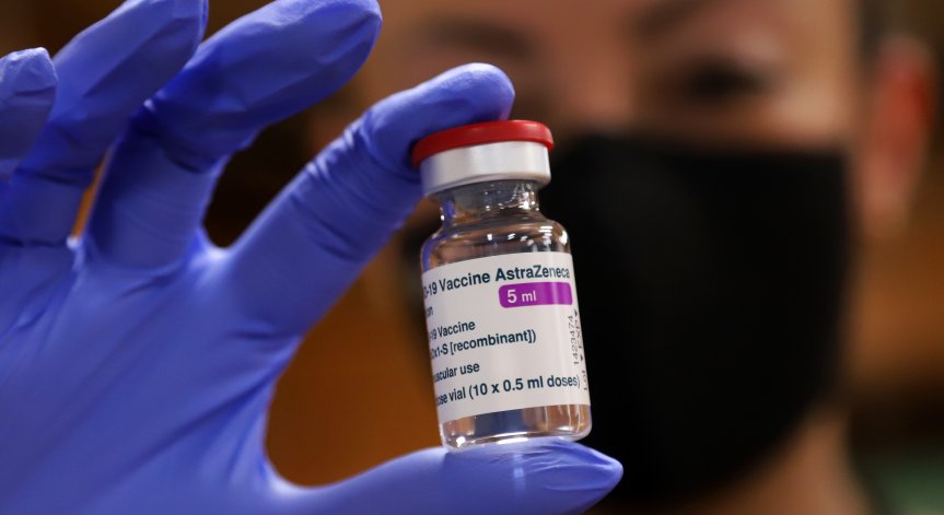 Пристигнаха първите ваксини на AstraZeneca в РС Македония  